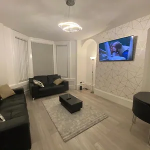  Apartment Heaton Park Road Professional Lets